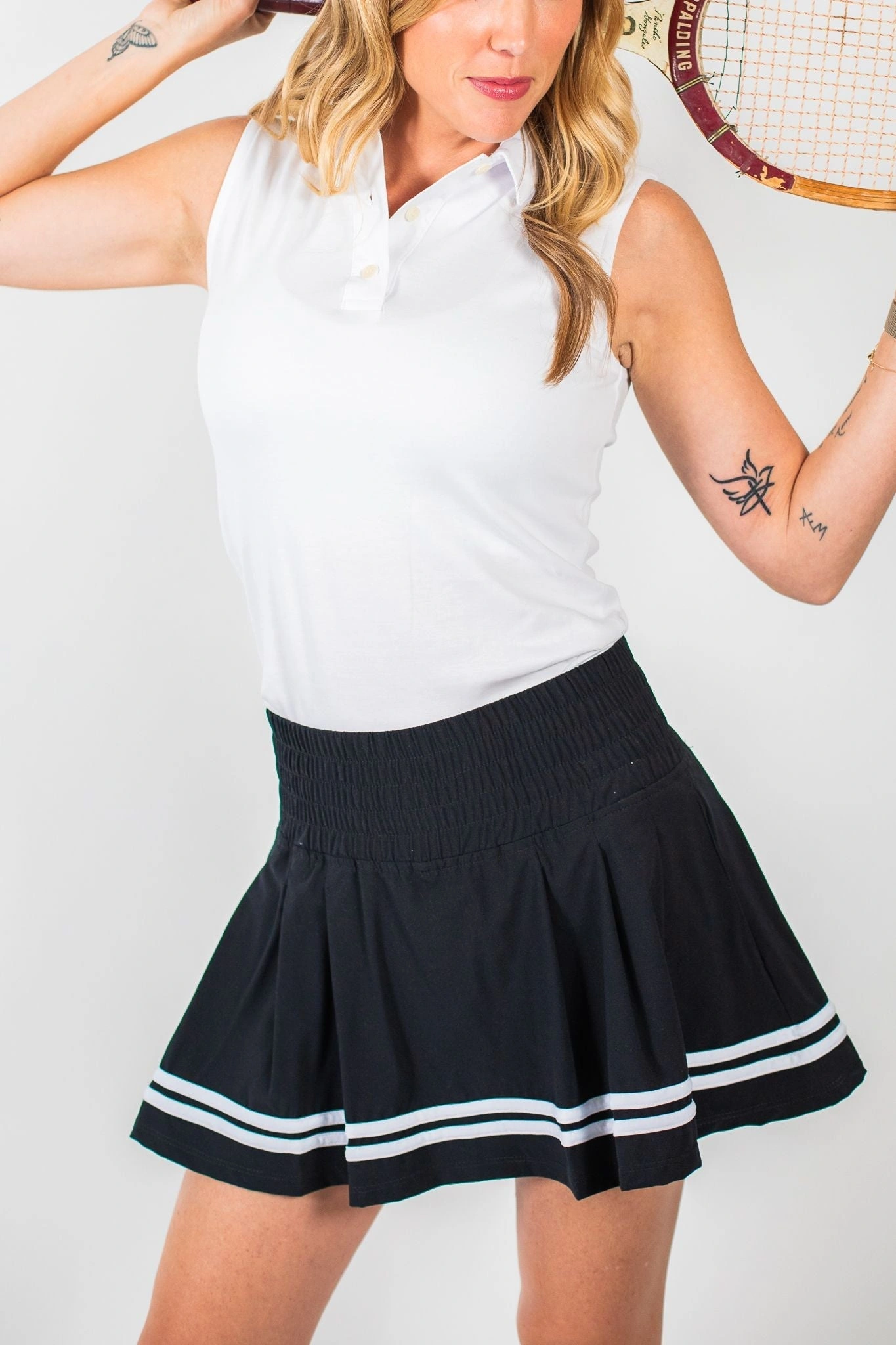 Amanda: Top sin mangas, sólido y chic! Un clásico renovado con estilo y frescura.